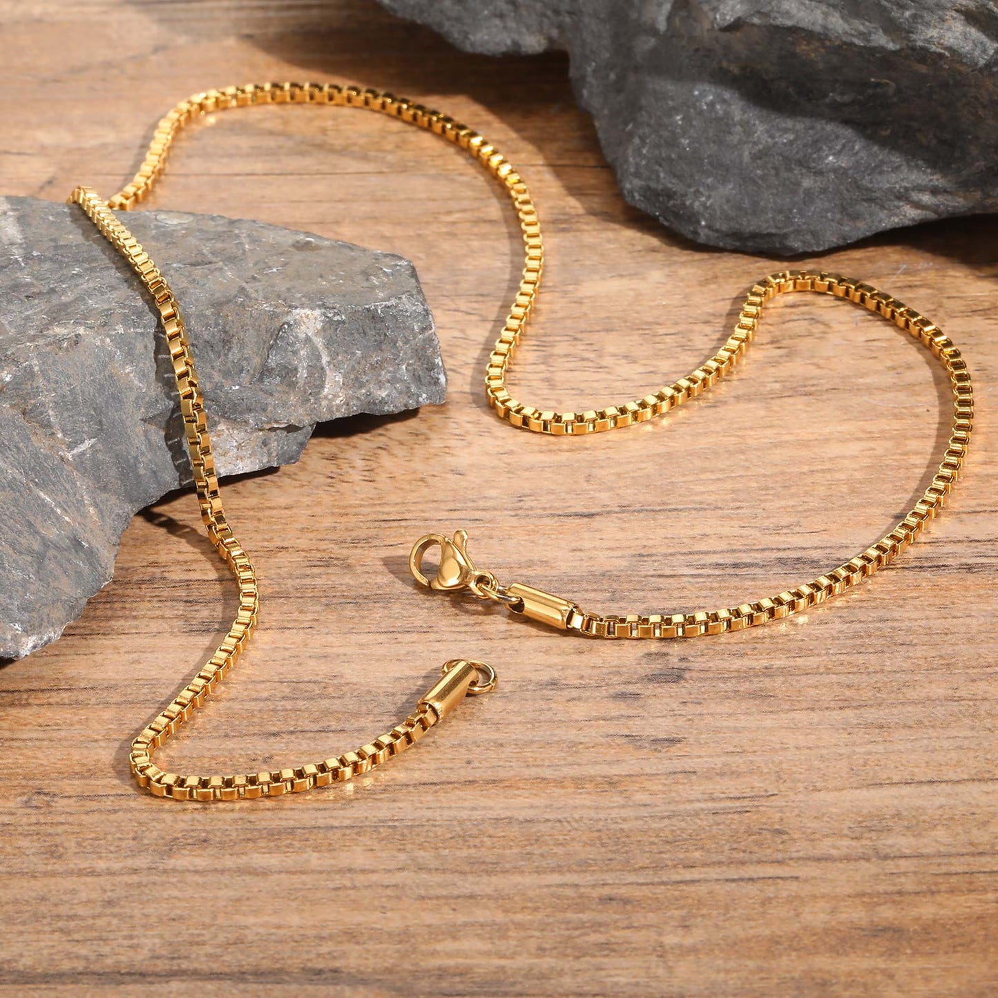 Goldene Edelstahl-Kastenkette
